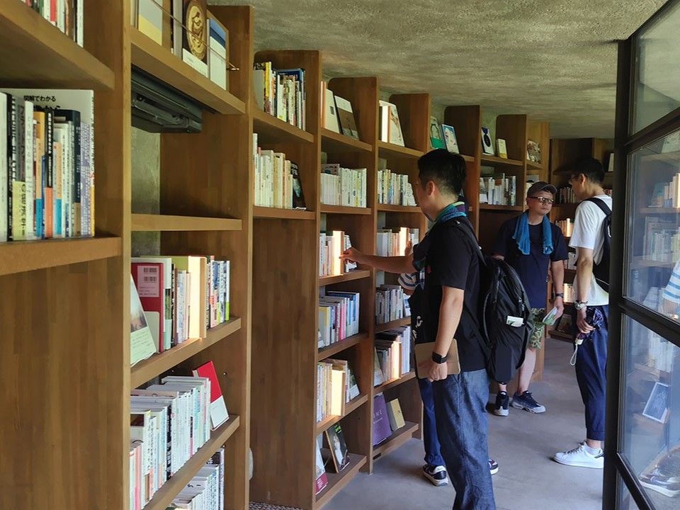 KRKKU_library_02.jpg