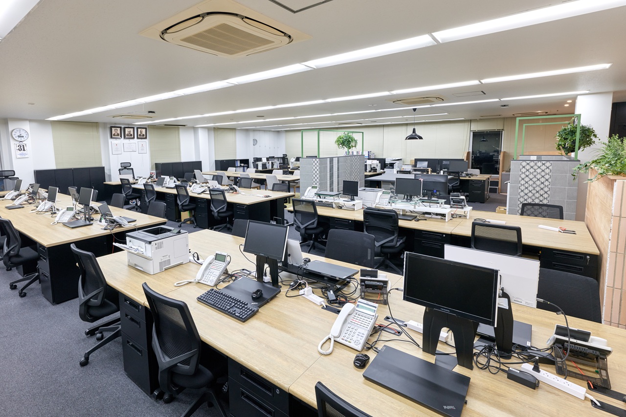 平田タイル　吹田営業所